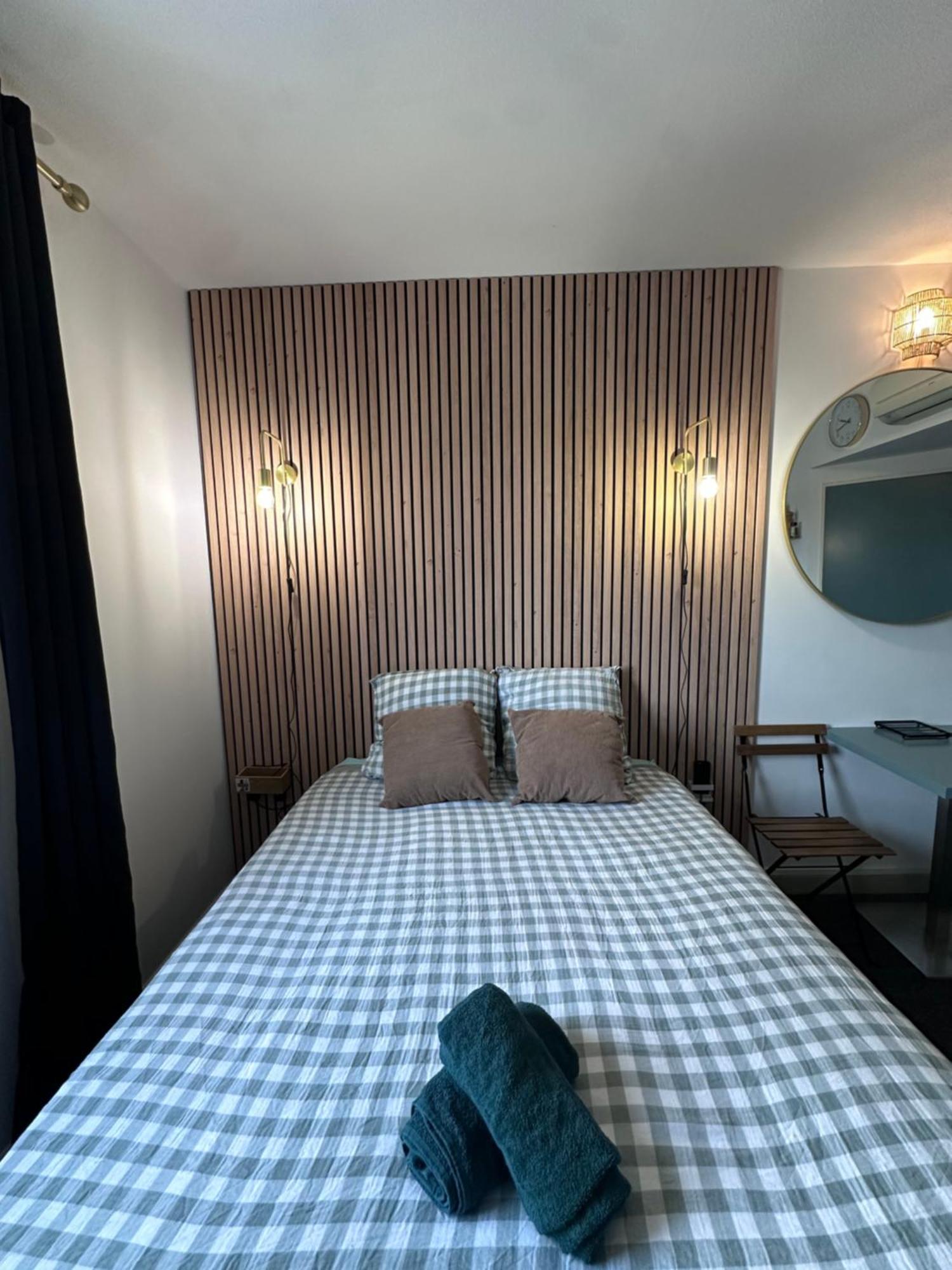 Joli Studio Le Clos D'Aix Avec Grande Terrasse Piscine Et Parking Gratuit Экс-ан-Прованс Экстерьер фото