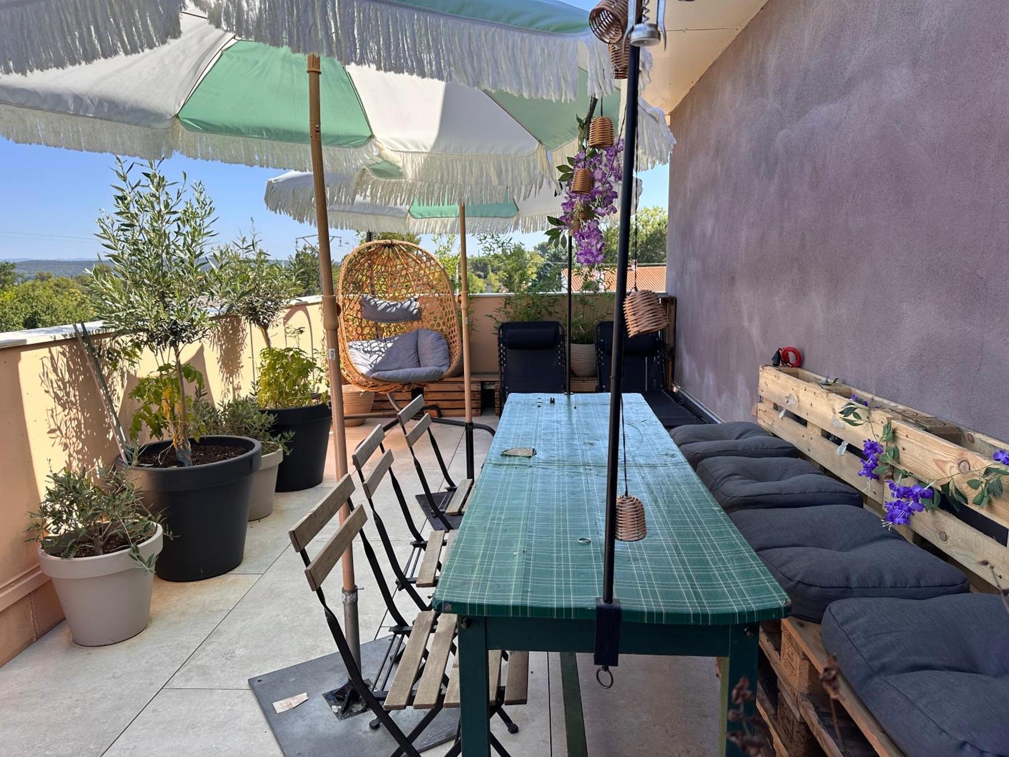 Joli Studio Le Clos D'Aix Avec Grande Terrasse Piscine Et Parking Gratuit Экс-ан-Прованс Экстерьер фото